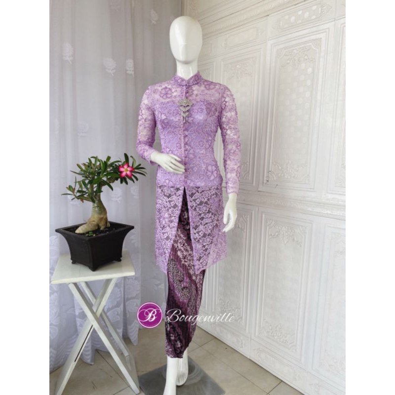 Jual Kebaya Brookat Tunik full payet Warna (Kebaya dan kemben) | Shopee ...