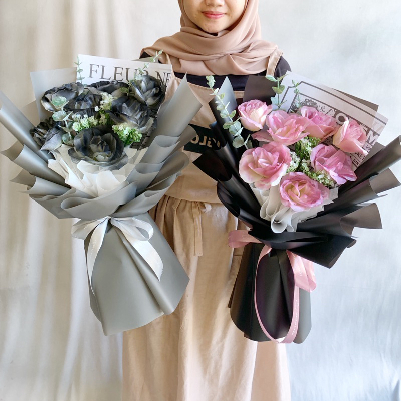 Jual Echiiglo buket bunga artificial grey roses kado ultah wisuda