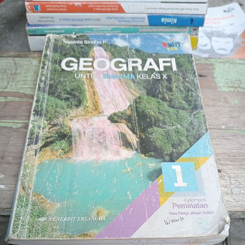 Jual Buku Geografi Untuk SMA Kelas 10 Penerbit Erlangga | Shopee Indonesia