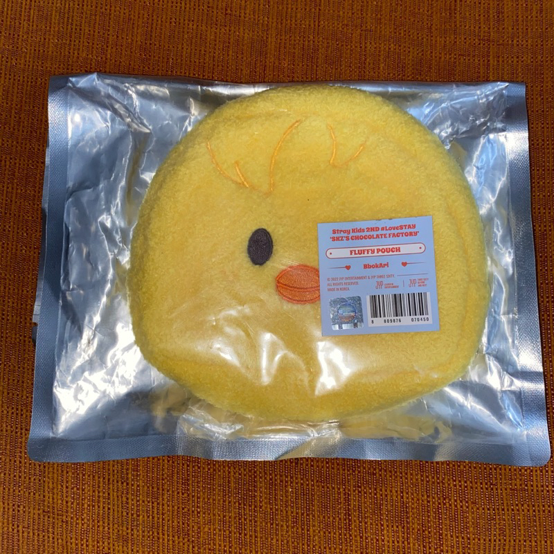 Jual READY STOCK FLUFFY POUCH BOOKARI SKZOO CHOCOLATE FACTORY | Shopee ...