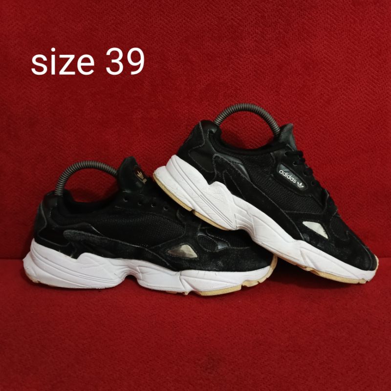 Adidas discount falcon shopee