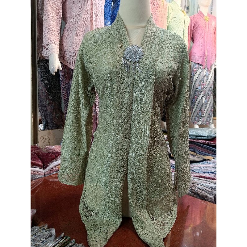 Jual KEBAYA FLOY BRUKAT/KEBAYA KARTINI/KEBAYA BRUKAT MODERN | Shopee ...
