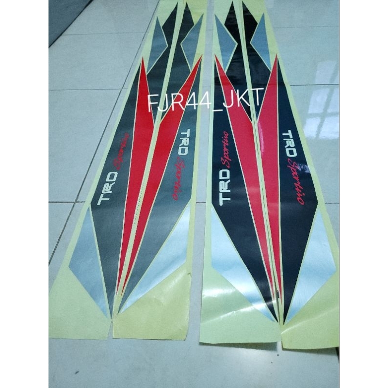 All New Yaris: Sentuhan Personalitas Lewat Stiker Atap