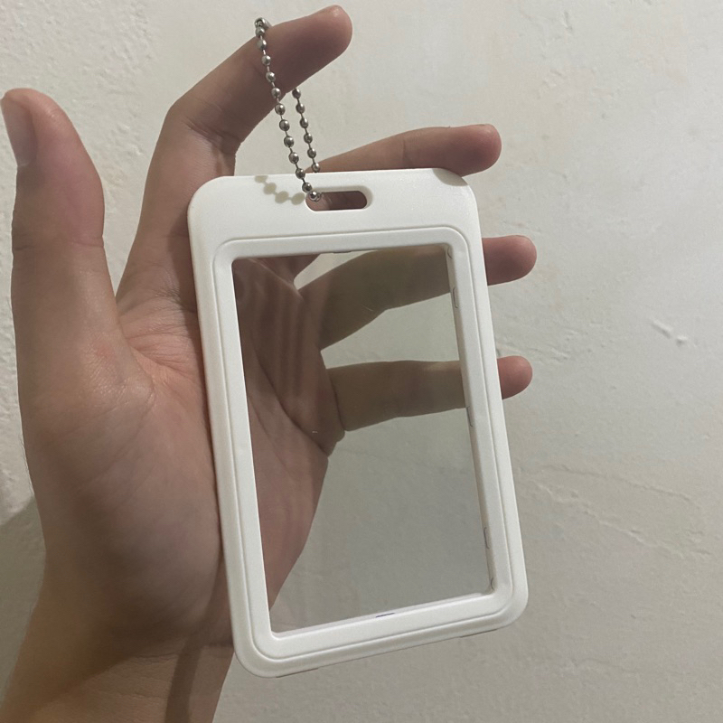 Jual [READY] CARD HOLDER PUTIH (FREE RING) Shopee Indonesia