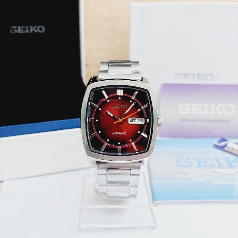 Seiko shop recraft red