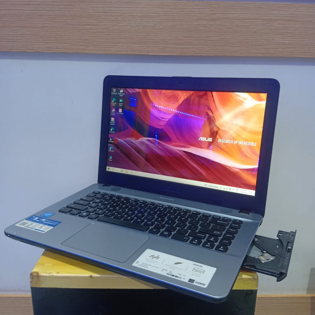 Jual Laptop Asus Vivobook X441ma Celeron N4000 Ram 4500gb Silver Bergaransi Shopee Indonesia 4280