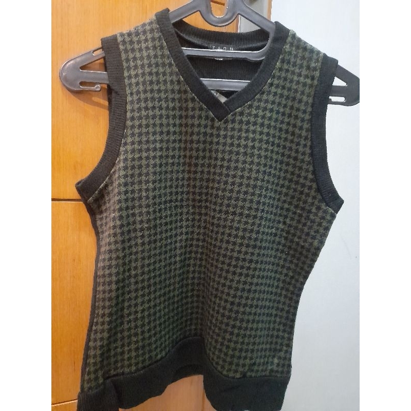 Jual Vest Rajut Zion (Thrift) | Shopee Indonesia