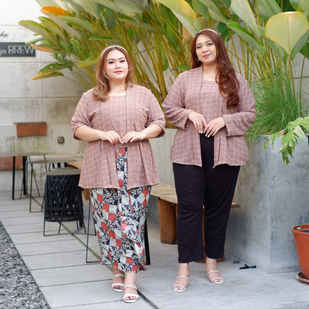 Kebaya moden 2024 plus size