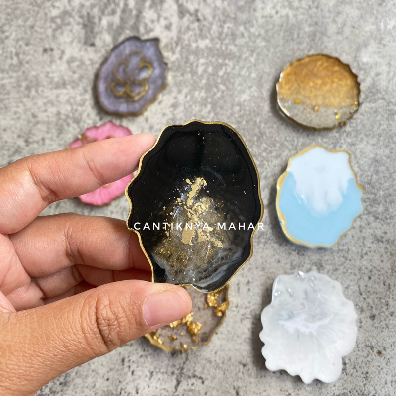 Jual 1 buah tatakan resin batuan warna RANDOM bahan mahar | Shopee ...
