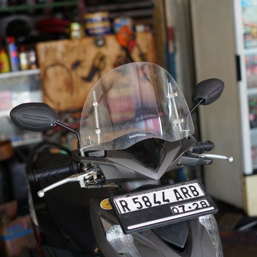 Jual Windshield Ukuran 25cm X 40cm Standar Bening Windshield Vario ...