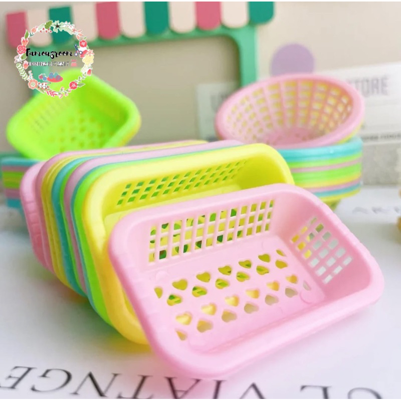 2 Mini-Telefone Als Puppenhaus-Zubehör – Ca. 1,6 Cm, Aus Legierung, Für Dioramen & Spielszenen