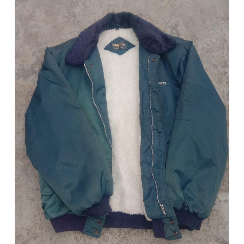 Jual Jaket Bomber Tebal (second) | Shopee Indonesia