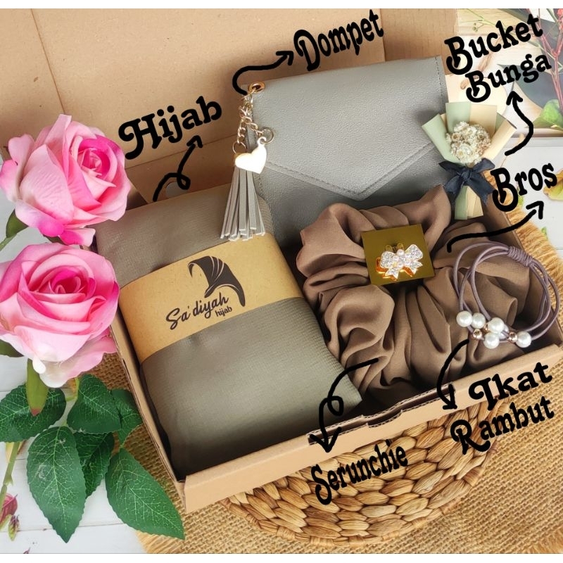 Jual Hampers Hijab Murah/ Gift Box Hampers Ultah/ Hampers Nikahan ...