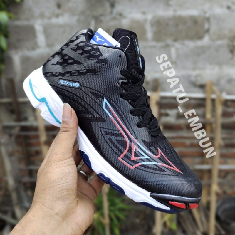 Foto 2025 sepatu mizuno