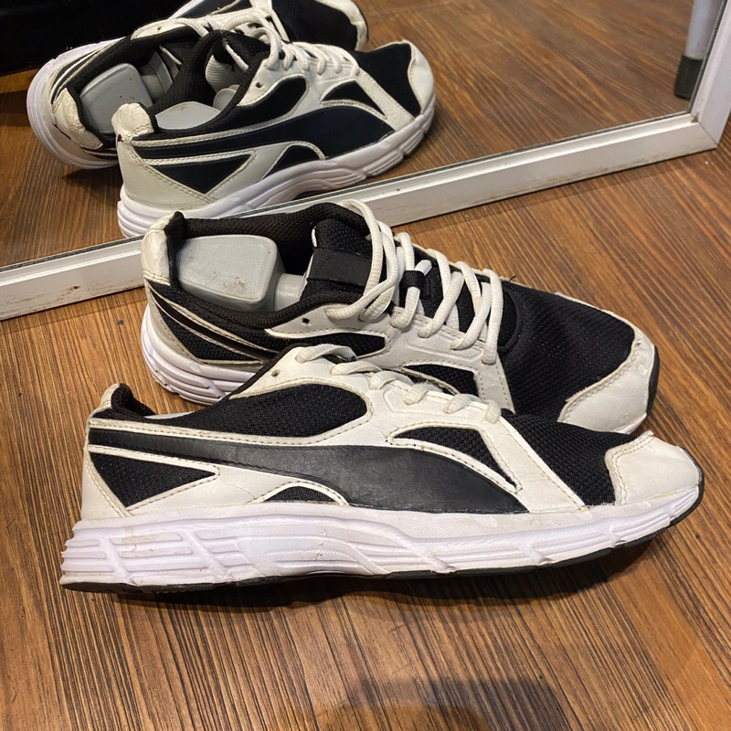 Jual Puma axis v4 running black white women original murah Shopee Indonesia