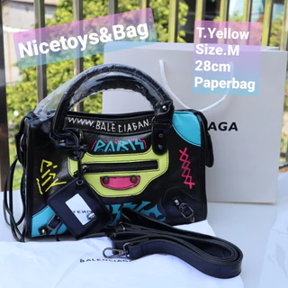 BALEC AGAのバック やりきれな