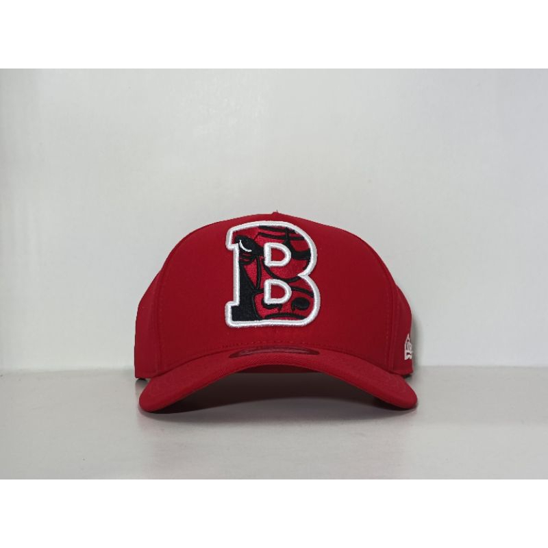 Jual Logo B Boston Terbaru Bahan Merah Topi Premium | Shopee Indonesia