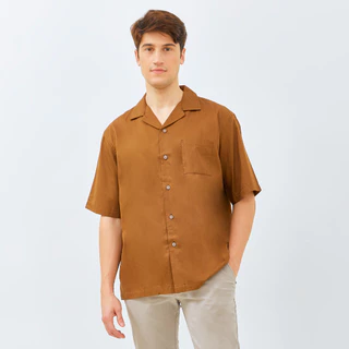 M231 Kemeja Pria Basic Polos Hawaii Oversized Pendek Coklat 2190K