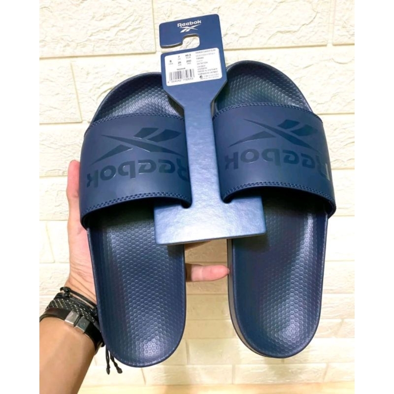 Sandal slip on online reebok