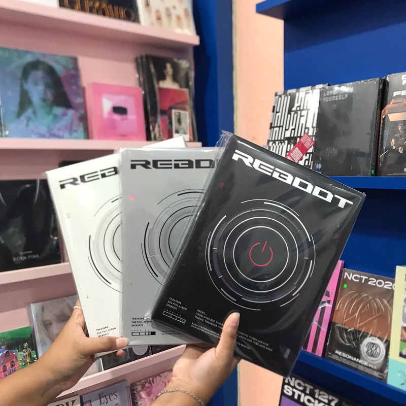 Jual ALBUM TREASURE REBOOT PHOTOBOOK VER | Shopee Indonesia
