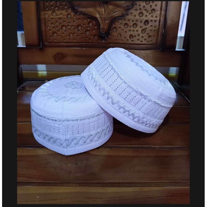 peci haji songkok banglades lore