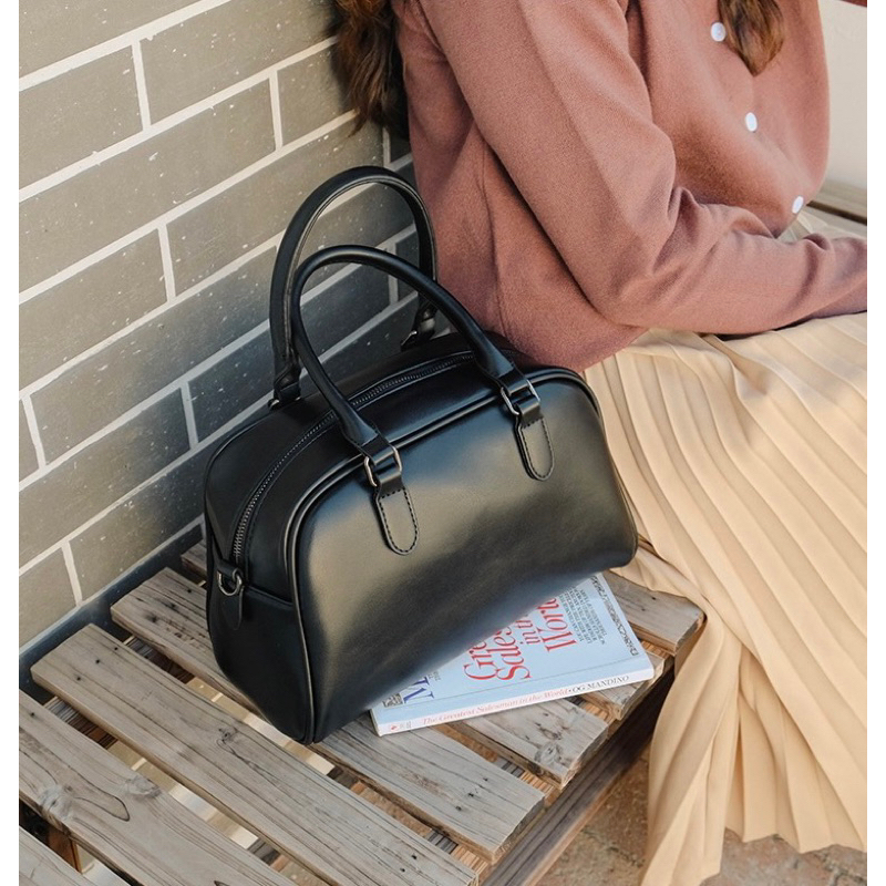 Jual Tas Selempang Kulit Wanita Tas Cewek Messenger Bag GX 815 | Shopee