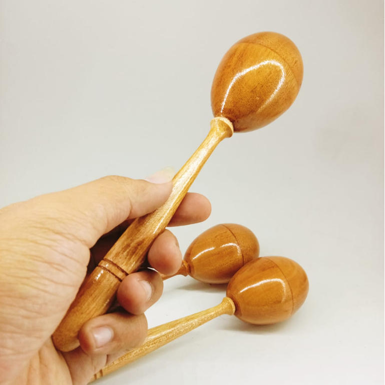 Jual Alat Musik Tradisional MARAKAS Berisi ManikManik, Polos Kecil