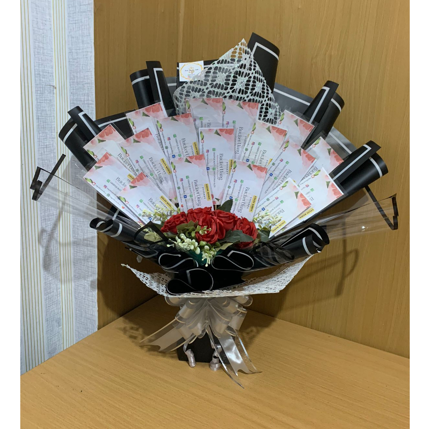 Jual Money Bouquet / Buket bunga uang / custom / Buket bunga wisuda