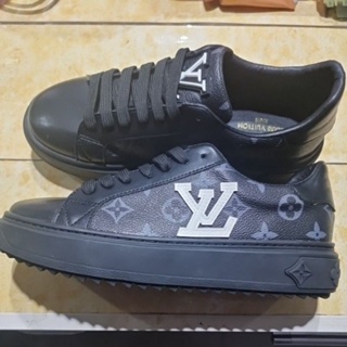 Sepatu Sneakers Wanita Louis S Vuitton Run Away Trainer Premium BNIB Mirror  Original High Quality