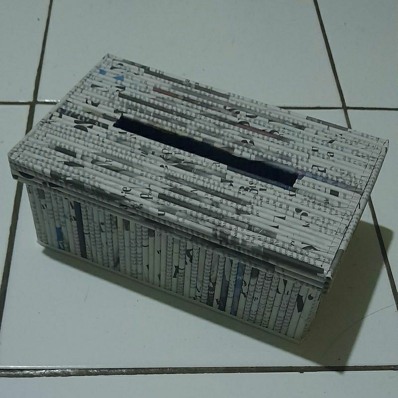 Polosan Kerajinan kotak tissue/prakarya kotak tissue bahan koran