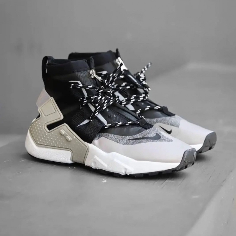 Nike Sneaker Nike Huarache White White Huaraches Size New Arrivals