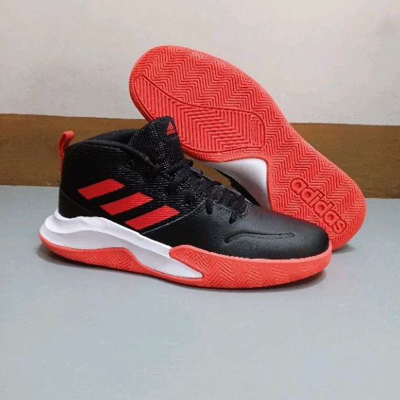 Sepatu basket 2024 adidas original merah