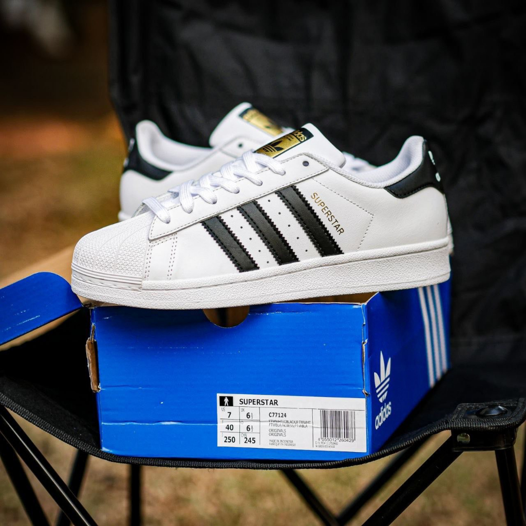 Harga sepatu on sale adidas superstar original