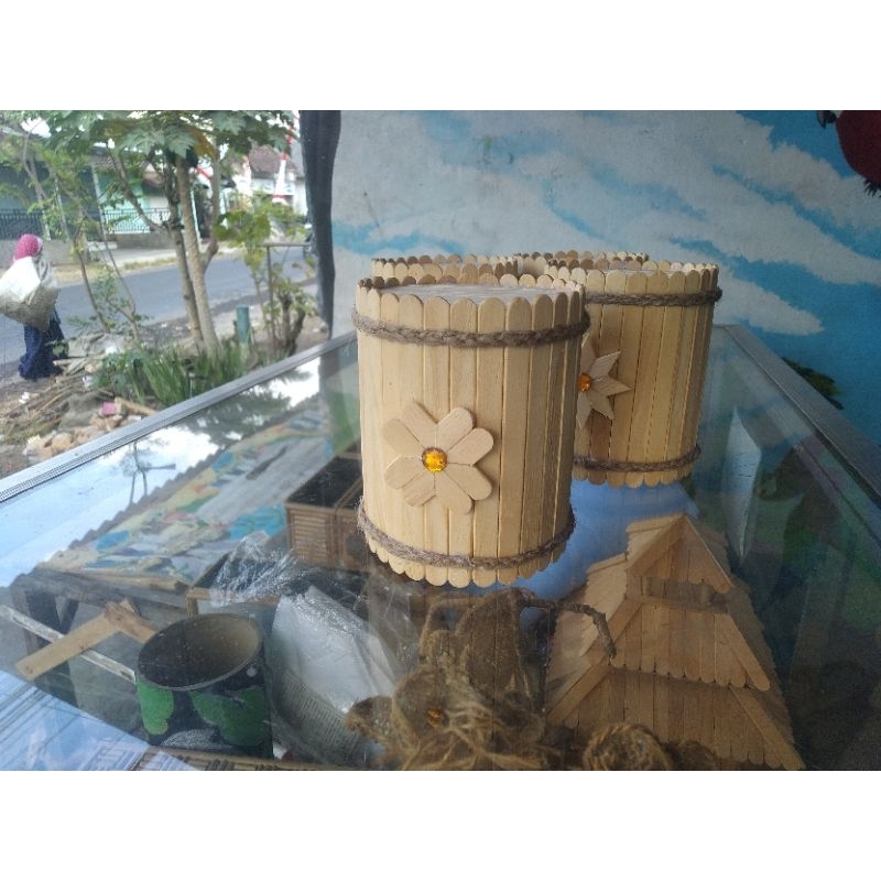 Jual kerajinan tangan celengan dari stik es krim | Shopee Indonesia