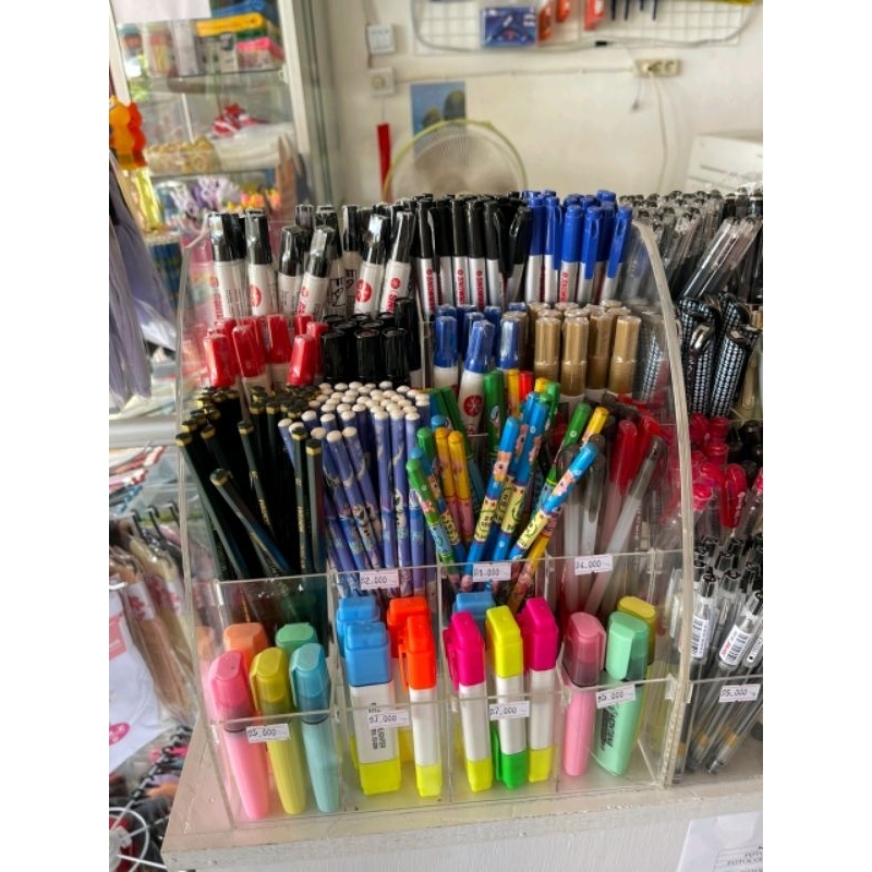 Jual Rak pulpen acrylic 4 tingkat | Shopee Indonesia
