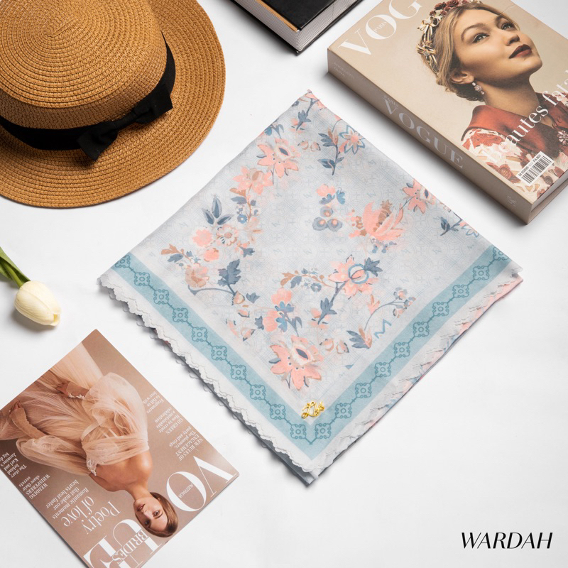 La Vierra Ammara Series Hijab Segiempat Printing
