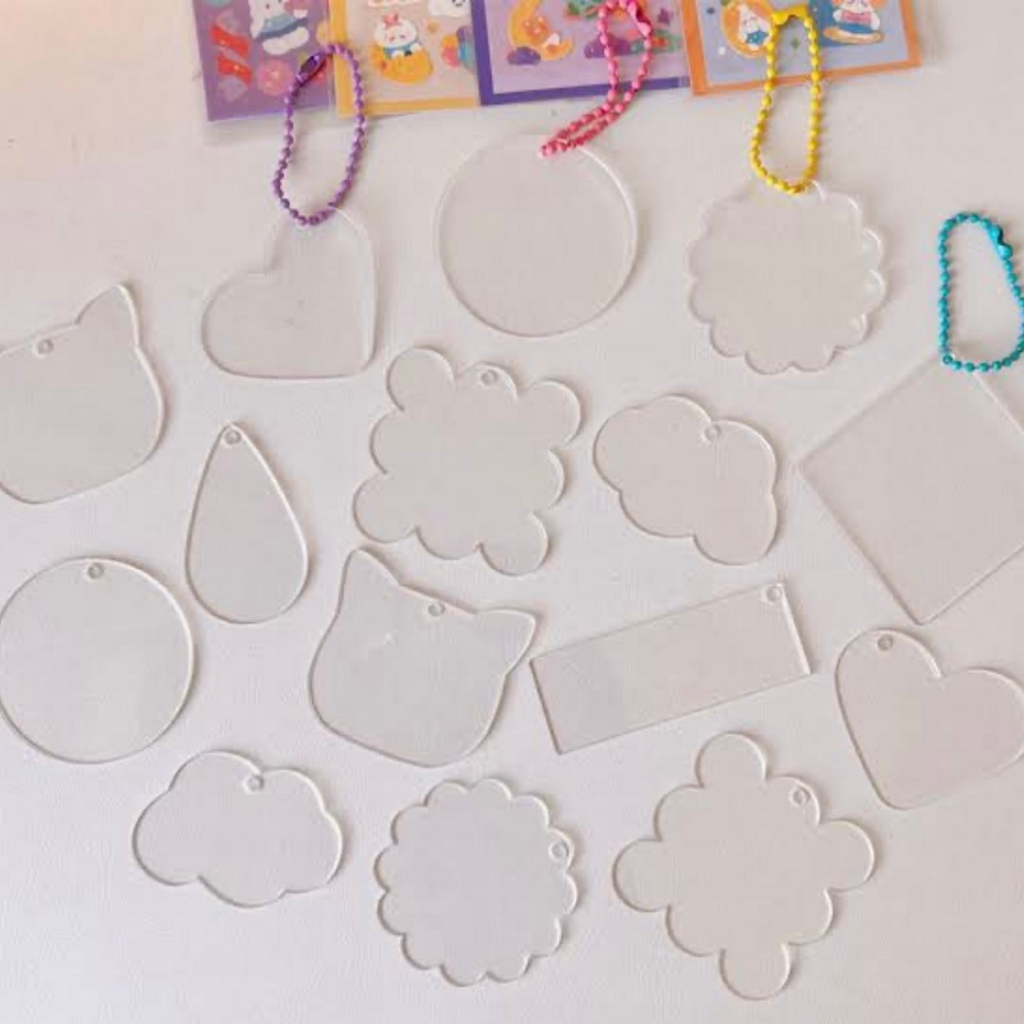 Gantungan Potongan Bahan Akrilik Bentuk Lucu Menggemaskan Acrilik Persegi Panjang Lingkaran Kucing Mickey Hati Awan Enam Kerajinan Kesenian Seni Prakarya Craft Crafting Key Chain Cantol Centelan Bening Polos Transparan Gantung Kreasitifitas Tri Tunggal