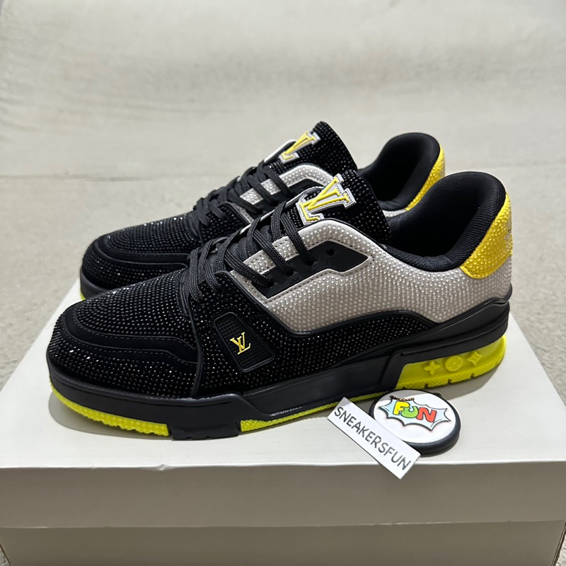 Jual Sepatu LV Run Away Sneakers Monogram Black Premium Original