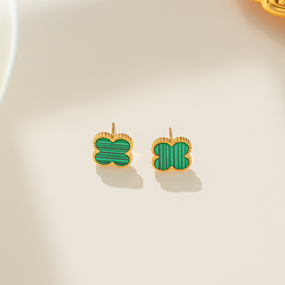 Jual Anting Titanium Tusuk Clover CH11/Anting Viral Fashin Stile Korea ...