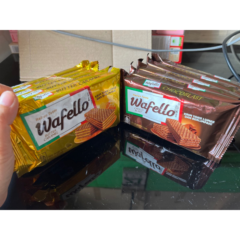 Jual Roma Wafello Chocolate/ Caramel 34 gr Perpak isi 10 Pcs | Shopee ...