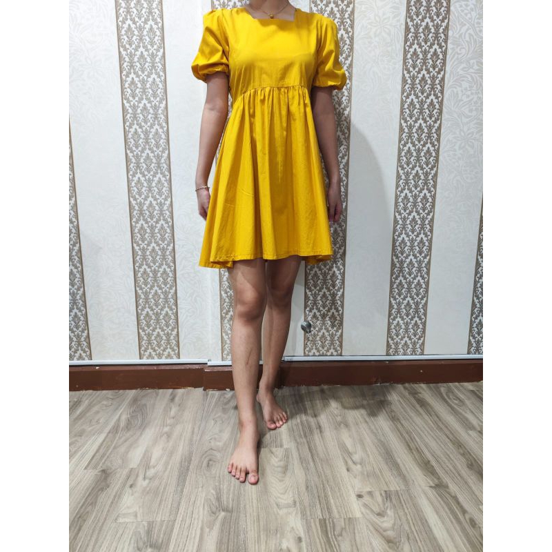 Jual Baju PRELOVED Warna Kuning (Ukuran S) | Shopee Indonesia