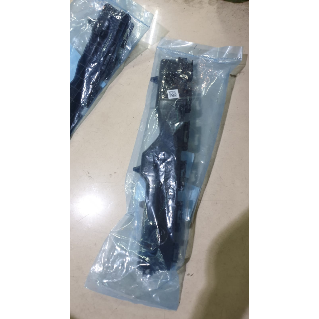 Bumper Atas Daihatsu Ayla: Lebih dari Sekadar Pelindung, Sebuah Ekspresi Gaya dan Fungsi