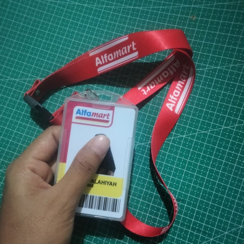 Jual Tali Id Card Alfamart Printing Sisi Cm Free Chasing Lanyard Custom Shopee Indonesia