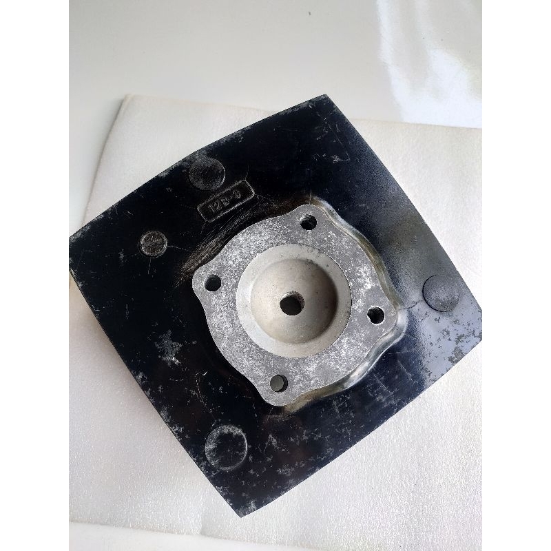 Jual Cylinder Head Suzuki RGR150 New Original Japan | Shopee Indonesia