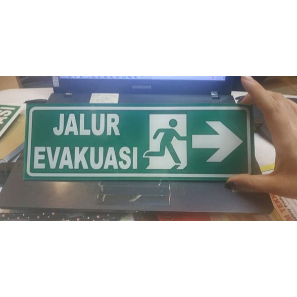 Jual Sign Jalur Evakuasi dan Rambu Exit, Akrilik ukuran 30x10cm ...