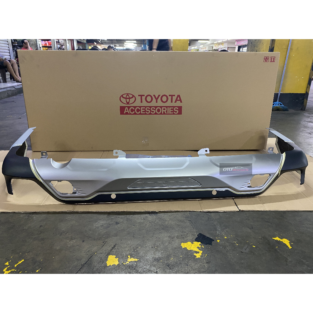 Jual Bodykit / Body Kit Innova Zenix Original Modellista Rear Bumper ...