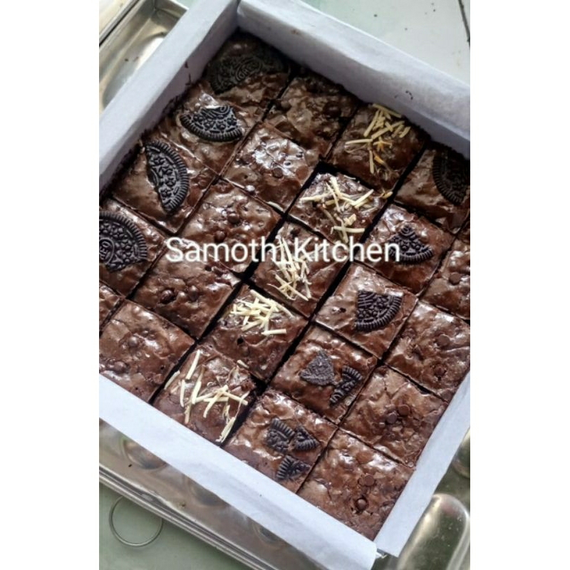 Jual BROWNIS SEKAT FUDGY BROWNIES NYOKLAT ENAK HOMEMADE TANPA BAHAN PENGAWET Shopee Indonesia