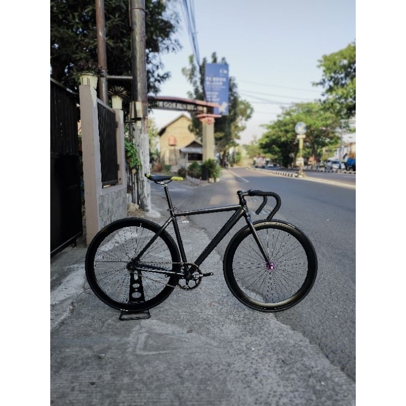 United evolution sale bike