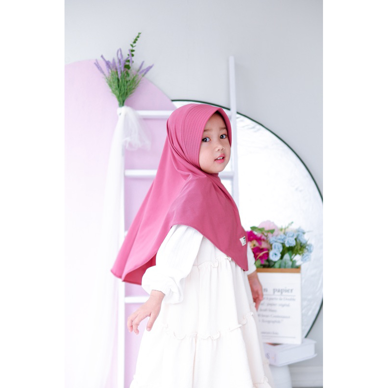 Jual HIJAB SHAKIRA by maddykids jilbab sekolah TK SD SMP jilbab sorong