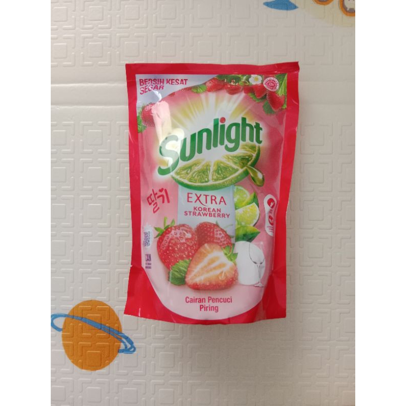 Jual Sunlight Extra Korean Strawberry 560 ml | Shopee Indonesia